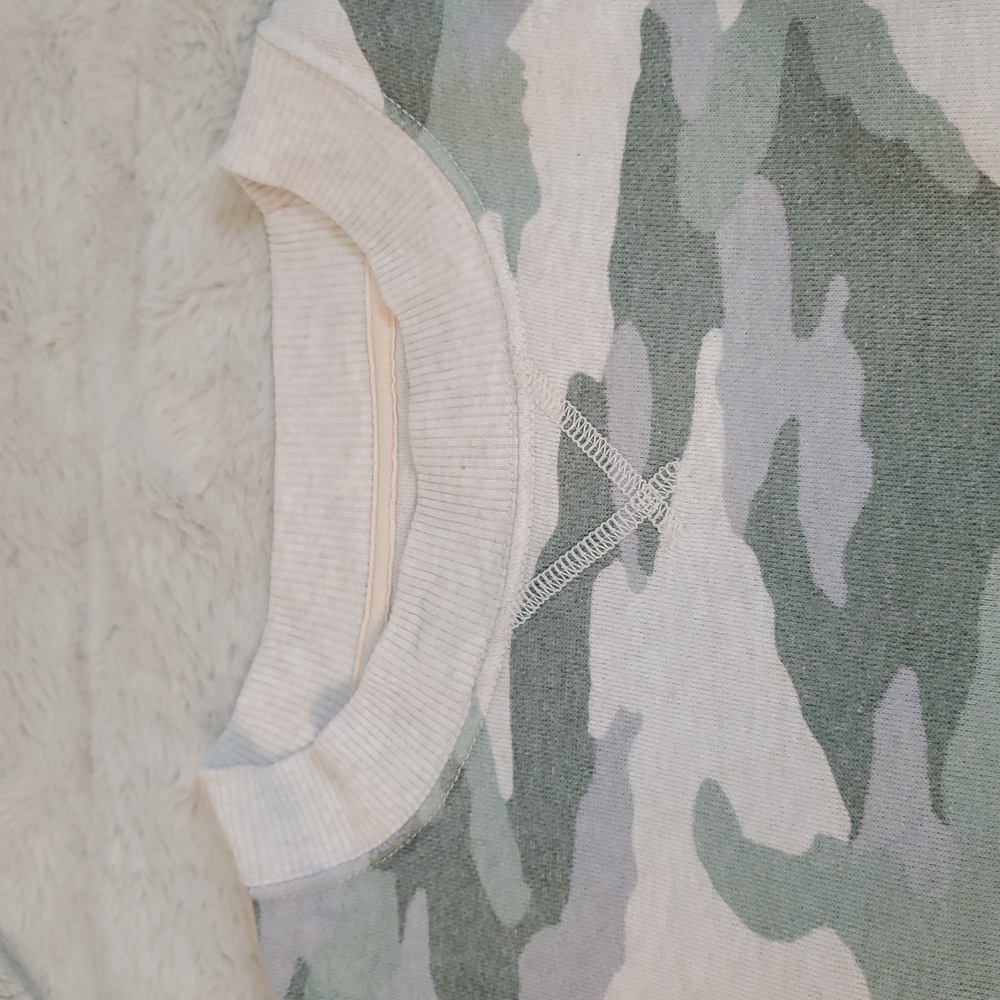 Aerie Light Camo Oversized Sweatshirt XS - Picture 7 of 16
